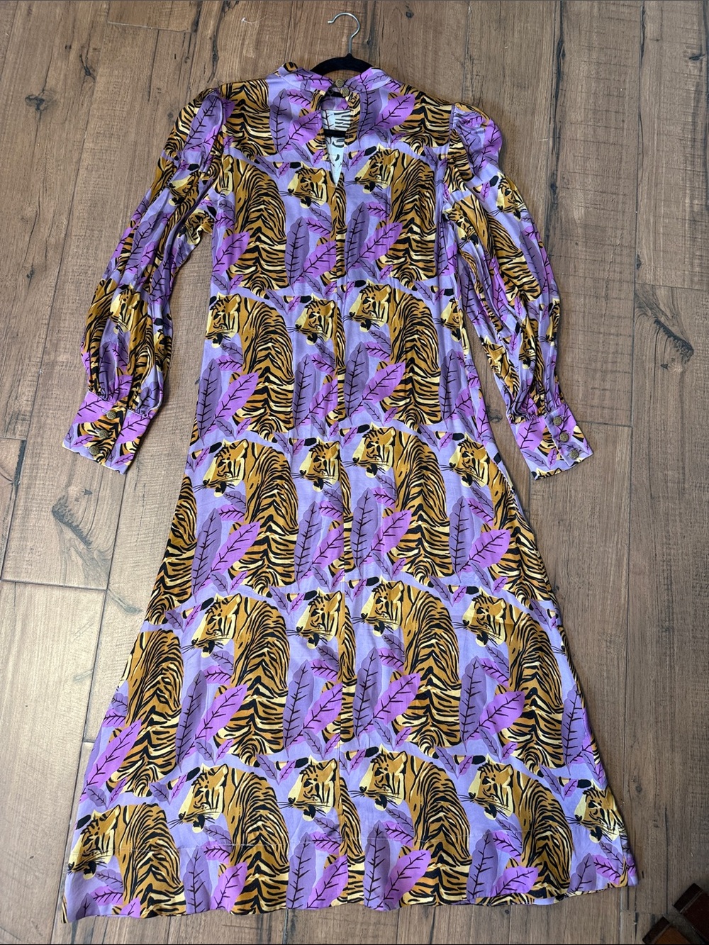 FARM Rio Purple and Yellow Tiger-Print Long Sleeve Midi Dress ๐ LSU FANS XS - Picture 5 of 6